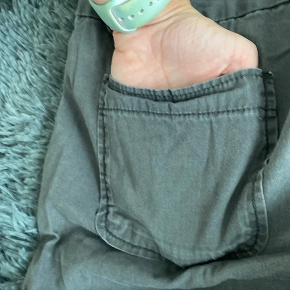 Old Navy dark grey shorts - Picture 14 of 17